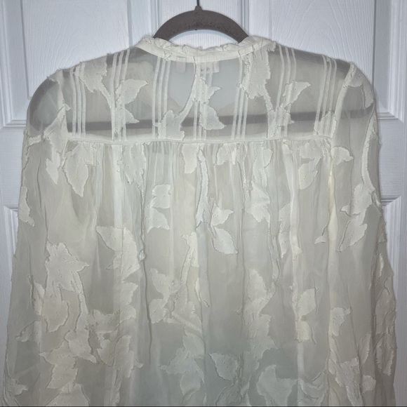 𝅺ARITZIA Wilfred Lourdes Appliqué White Lacey Blouse XS - Picture 9 of 11